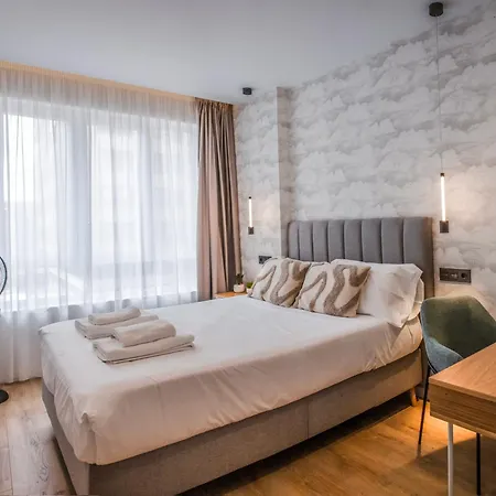 Cid Iii Lägenhet Burgo