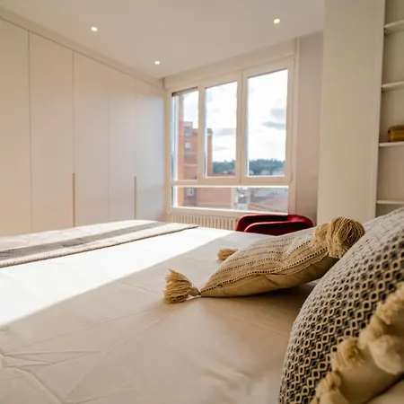 Cid Iii Lägenhet Burgo